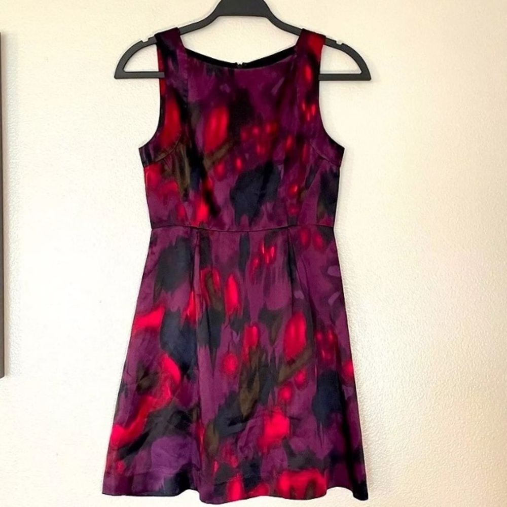 👠- Theory sz 2 100% Silk. Black, Purple and Pink Mixed Color Dress